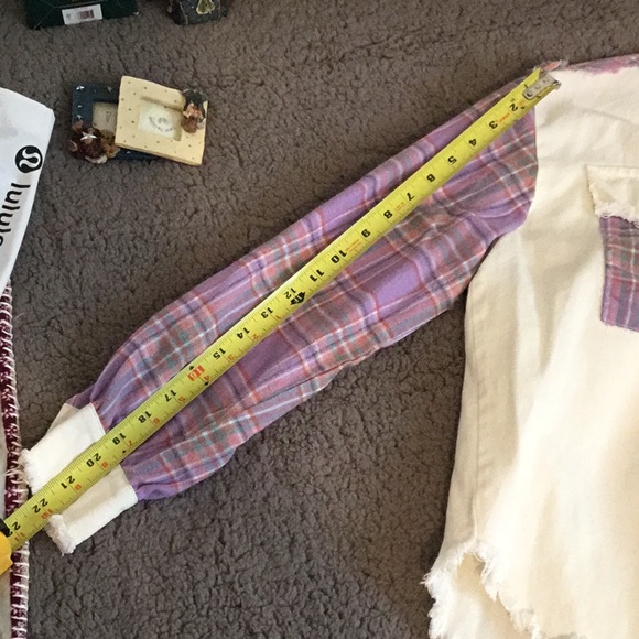 NWOT POL Cream & Purple Flannel Women’s Button Front Shacket - Picture 12 of 16